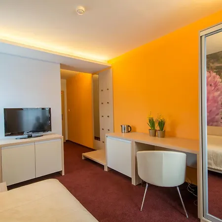 Otel Slovan