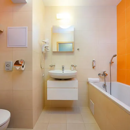 Hotel Slovan 3*