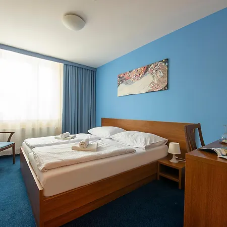 Отель Slovan Татранска Ломница