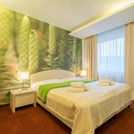 Hotel Slovan 3*