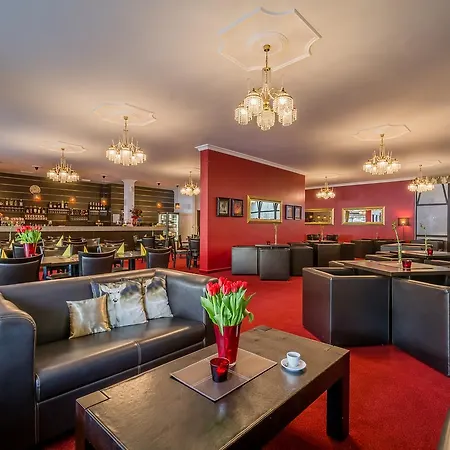 Hotel Slovan 3*